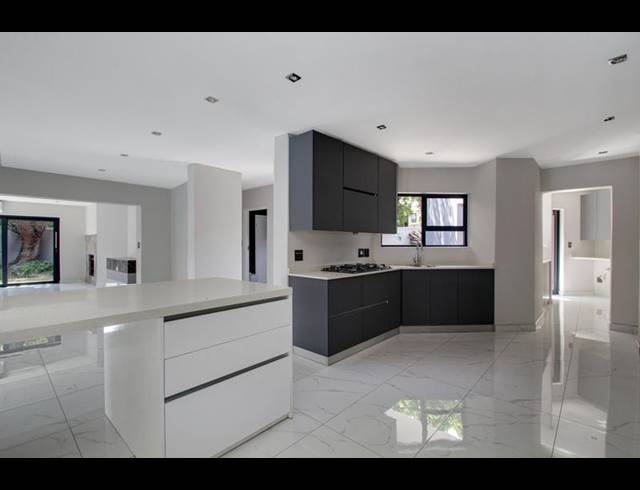 4 BEDROOM HOUSE FOR SALE IN DAINFERN GOLF ESTATE